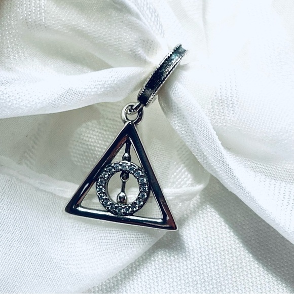 ⚡ NWOT Deathly Hallows Charm – Harry Potter ✨ - Picture 1 of 9